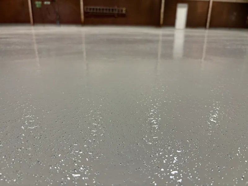 Epoxy gulv med flakes
